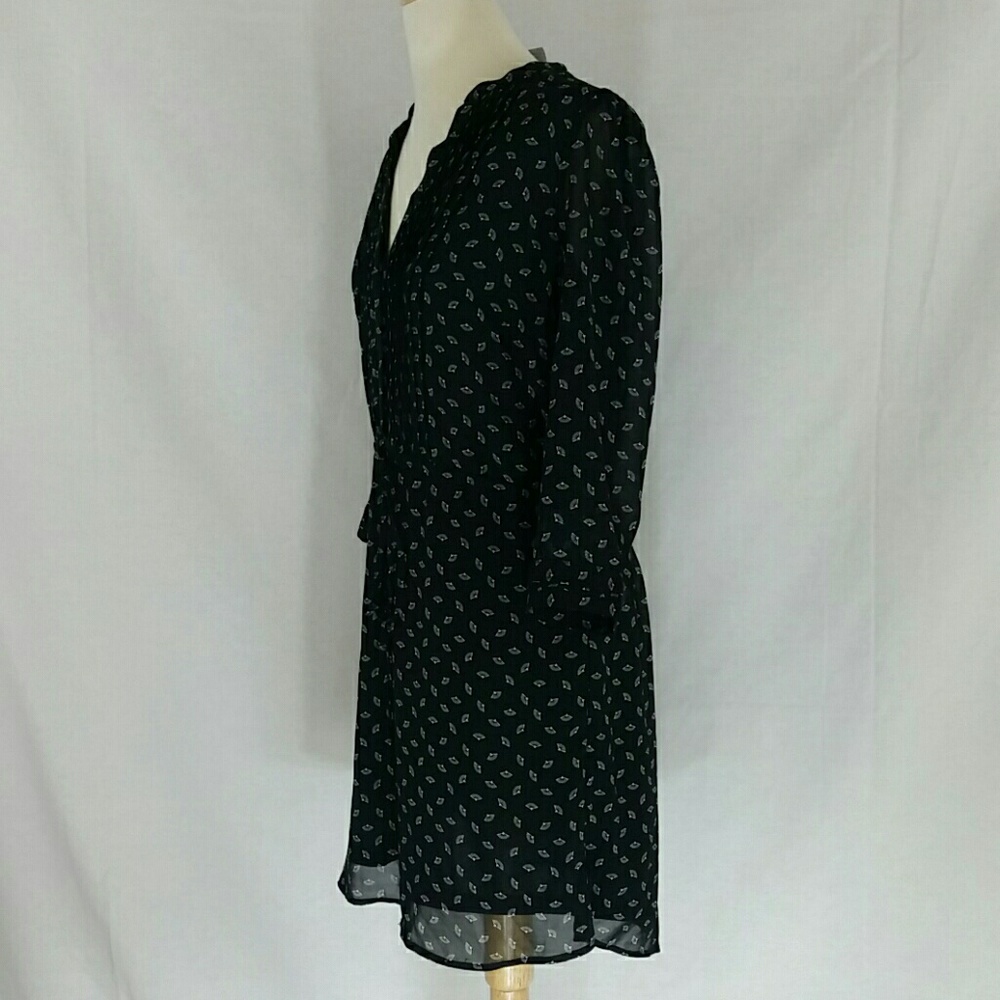 H&M black and white seashell print sheer dress - Picture 3 of 8